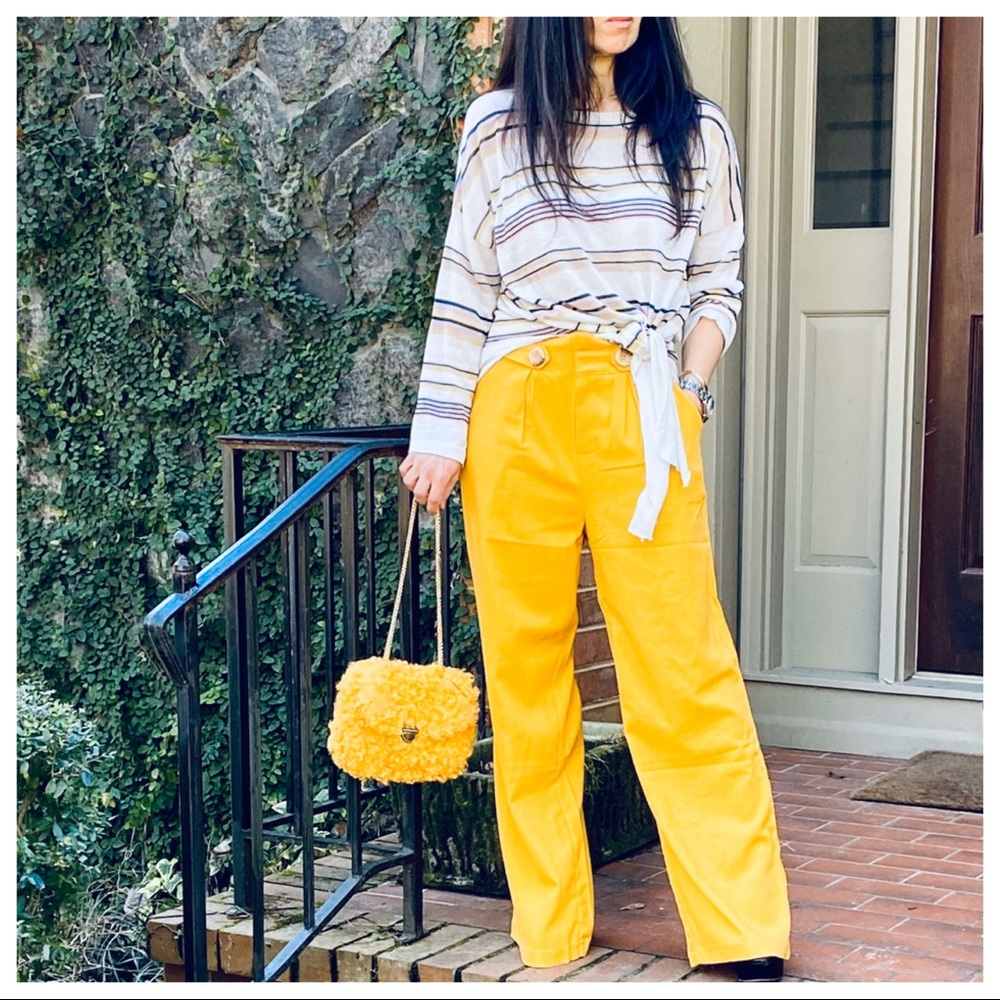 ✨PARIS✨ Gorgeous light knit tie knot sweater - Picture 2 of 8